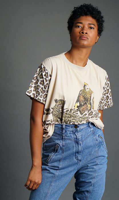 Vintage Leopard / Woman T- Shirt